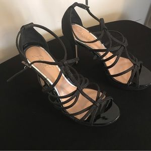 Badgley Mischka size 9 Jewel shimmer dress stiletto heels